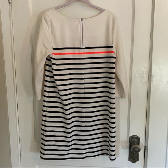 Creamy white and black striped shift dress, size M - Picture 4 of 4